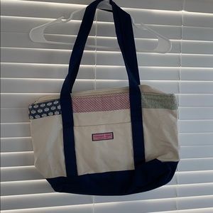 Vineyard vines tote bag